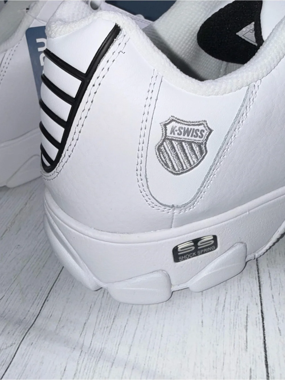 K Swiss ST329 CMF Men’s Tennis Shoes White Silver Size 12 03426